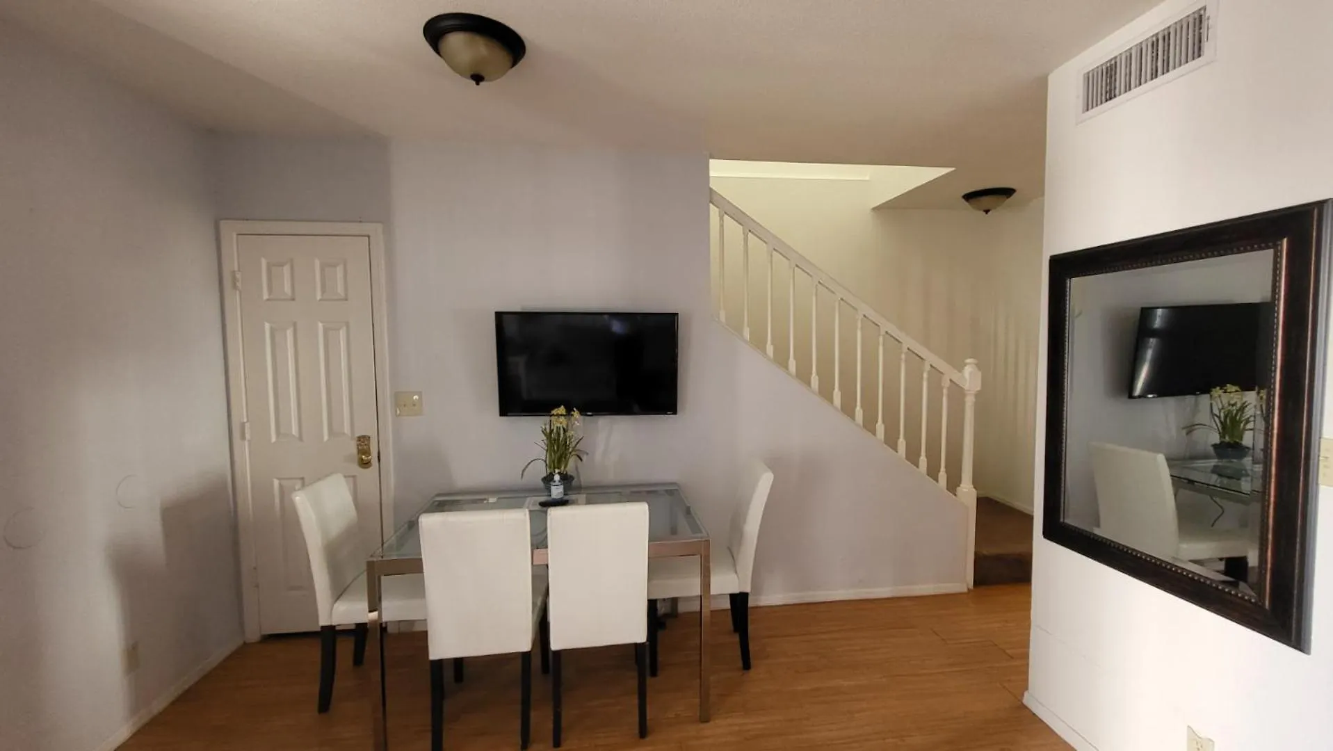 Apartment U5 - Welcoming 2-Story 2 Bedroom & 2 Ba In Dt Phx With Pkg Phoenix